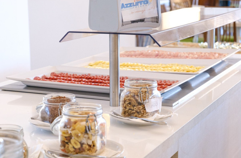 media.ALEXANDER24-27