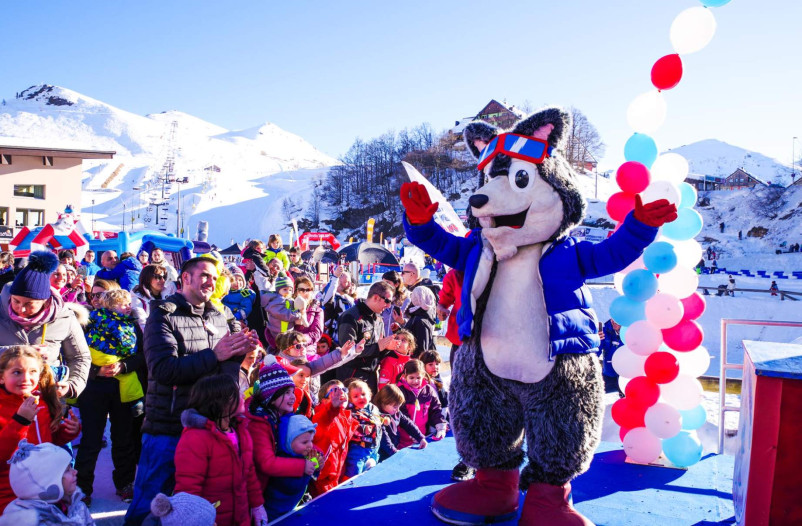 media.Village-BaloonArt-1593